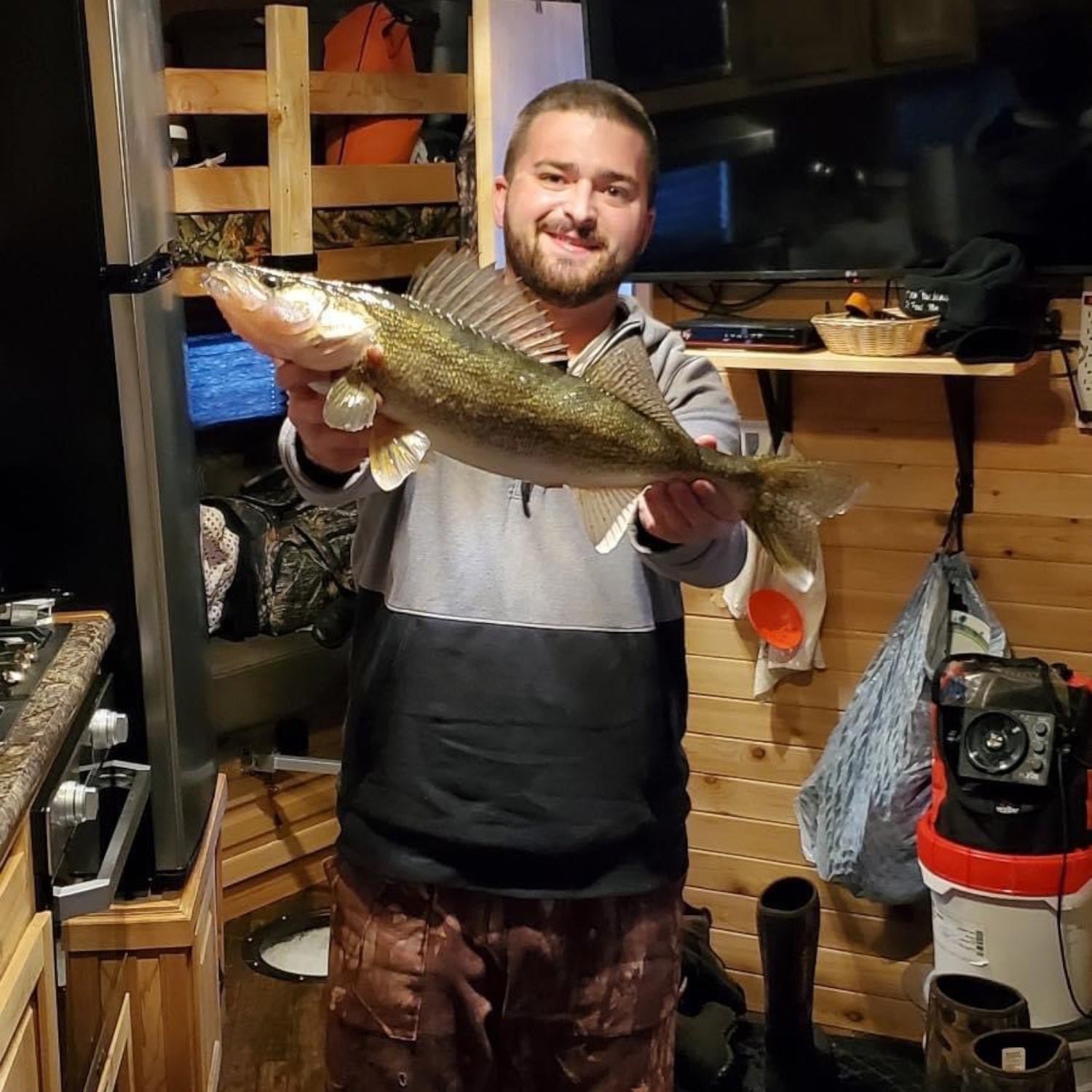 Walleye ice fishing